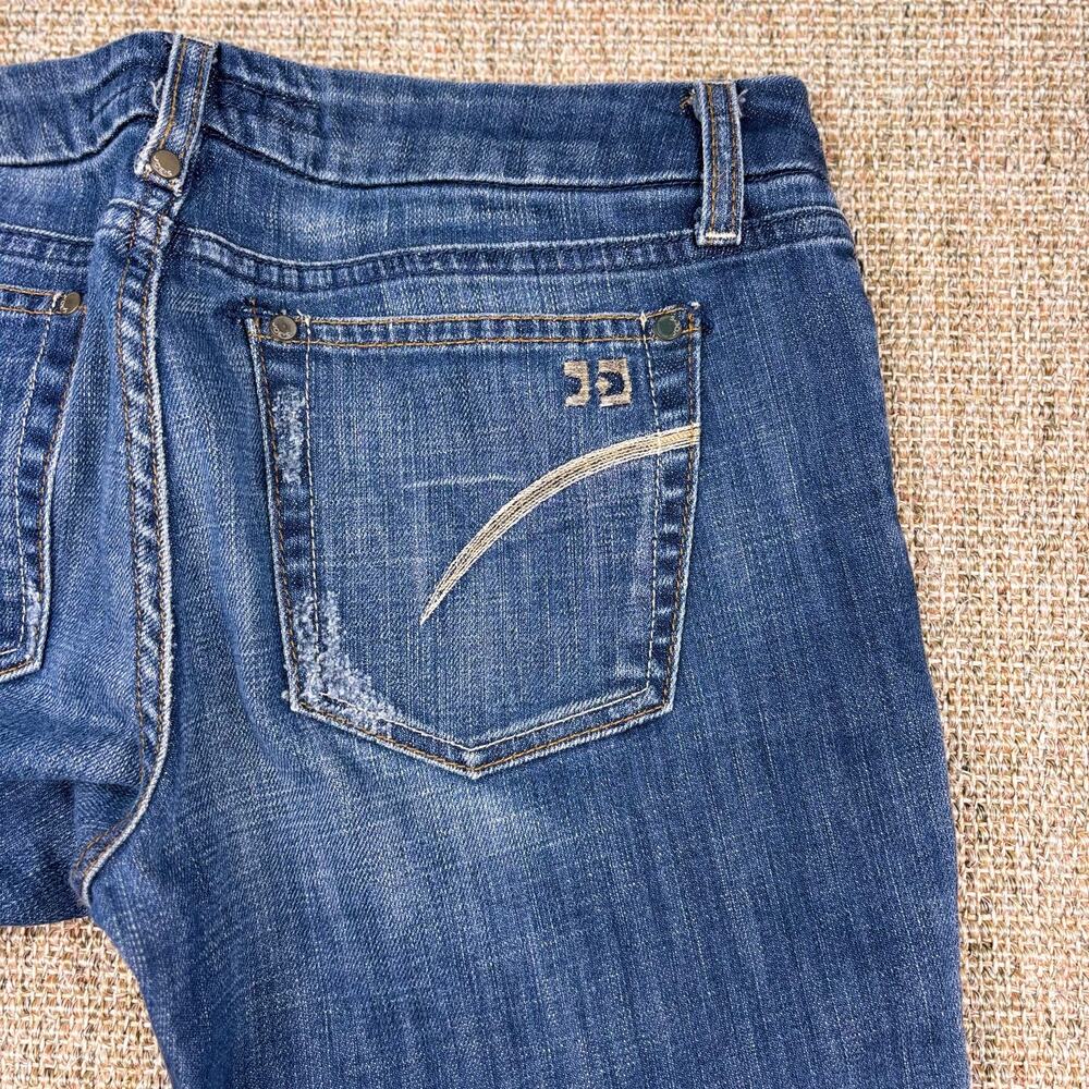 👖 Joe's Jeans Low Rise Flare Denim | Size 30 | Medium Wash - Picture 8 of 10